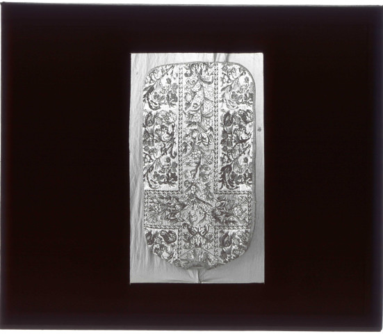 Chasuble de l'église Saint-Martin de Bézu-la-Forêt (Eure, France).