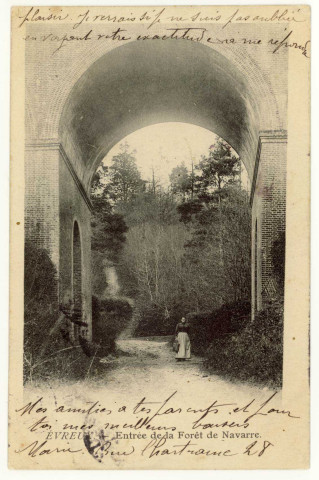 Evreux-Ville. Navarre : Entrée de la Forêt de Navarre.