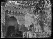 Porte de la ville de Biredjik (Turquie) (notice PA).