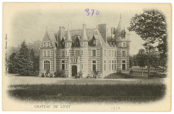 Livet-sur-Authou. Château de Livet.