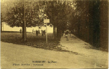 Boisemont. La Place.
