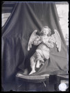Église de Bournainville-Faverolles (Eure), statue d'un ange.