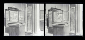 Salle et collections d'un musée égyptien.