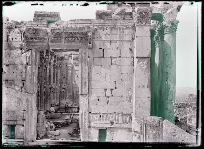 Ruines du sanctuaire de Baalbeck (Liban).