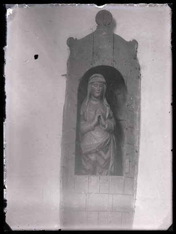 Église de Faverolles-la-Campagne (Eure), statue de Saint-Avoye.