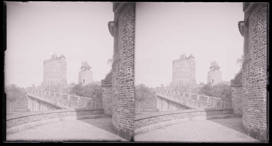 Remparts de Fougères (Ille-et-Vilaine).