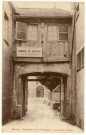 Evreux-Ville. Couvent de la Providence-Le Vieux Porche.