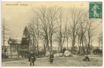 Pacy-sur-Eure. Le Square.