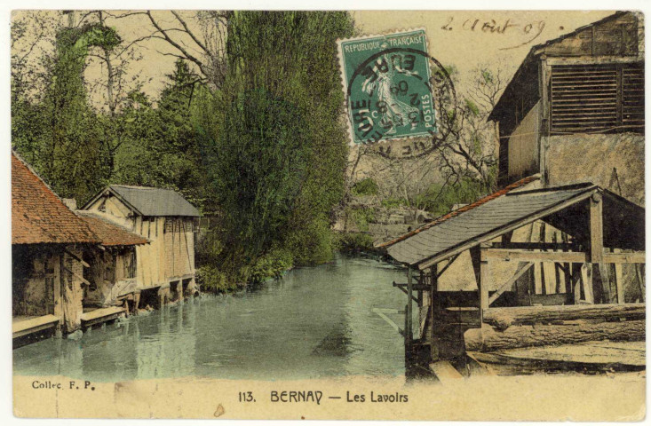 Bernay. Les Lavoirs.