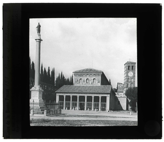 Basilique Sainte-Marie-Majeure de Rome (Italie), intérieur, Saint-Laurent hors les murs, narthex Pie IX.