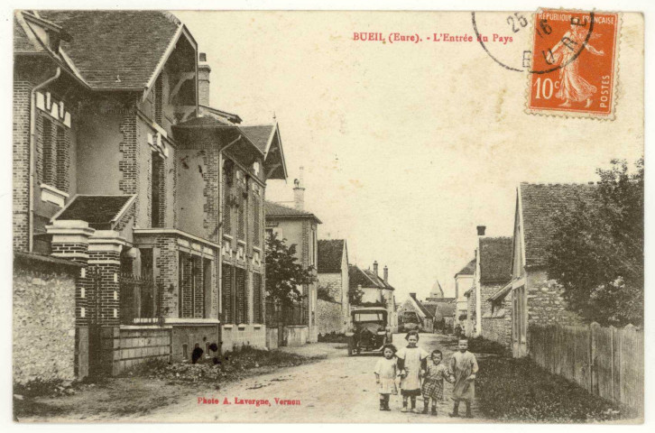 Bueil. L'Entrée du Pays.