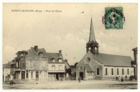 Boissey-le-Châtel. Place de l'Eglise.