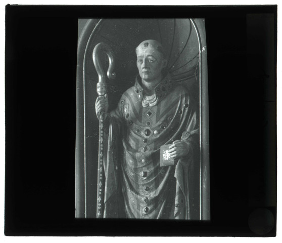 Église de La Croix-Saint-Leufroy (Eure), statue de Saint-Leufroy.