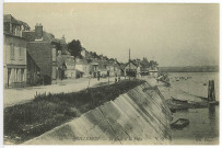 Quillebeuf-sur-Seine. Le Quai et la Place.