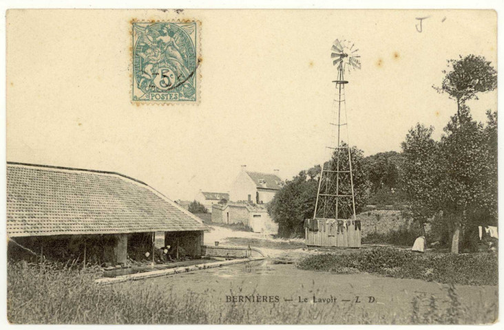 Bernières-sur-Seine. Le Lavoir.