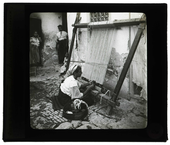 Fabrication de tapis à Kairouan (Tunisie).