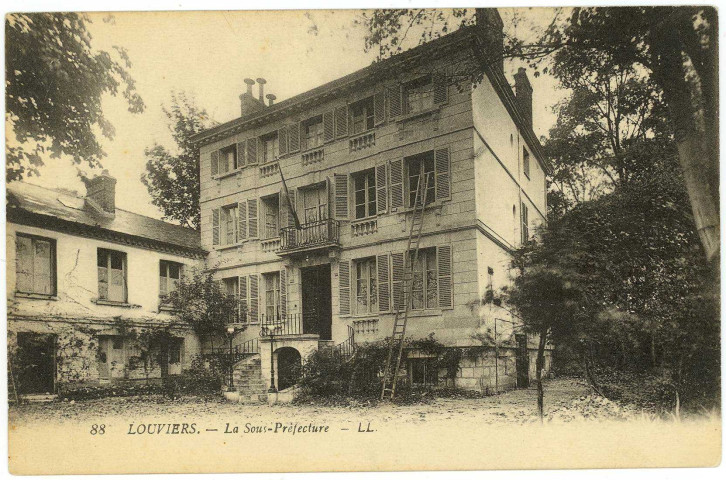 Louviers-Ville. La Sous-Préfecture.