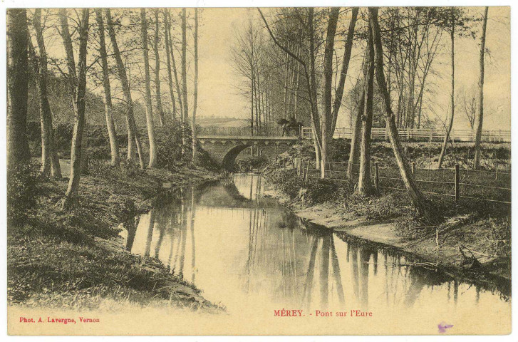 Merey. Pont sur l'Eure.