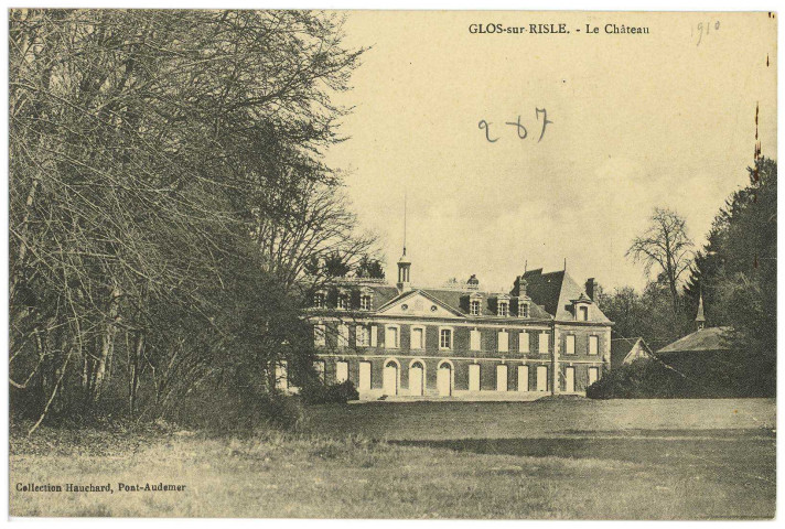 Glos-sur-Risle. Le Château.