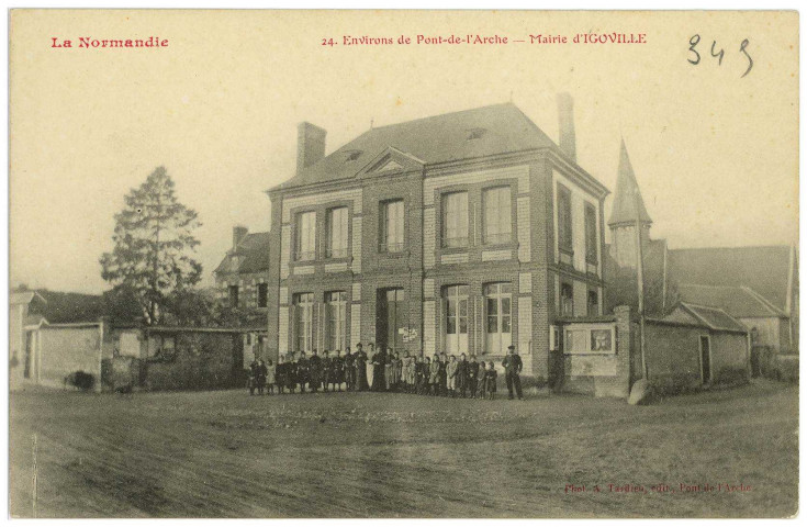 Igoville. Environs de Pont-de-l'Arche - Mairie d'Igoville.