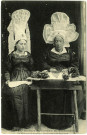 Basse-Normandie. Histoire du costume en Normandie. - La Maîtresse de dentelle - Bourgeoise et Bonnet rond.