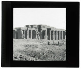 Propylées du Ramesseum de Thèbes (Égypte).