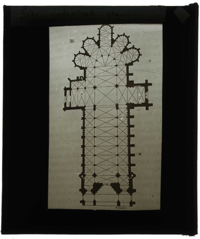 Cathédrale Notre-Dame de Sées (Orne), plan.