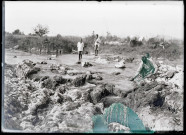 Jeunes garçons sur le bord des chutes du Cydnus à Tarse (Turquie).