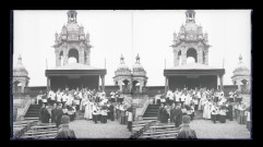Procession de la Vierge au Monument de Jeanne d'Arc et à la basilique Notre-Dame de Bonsecours (Seine-Maritime).