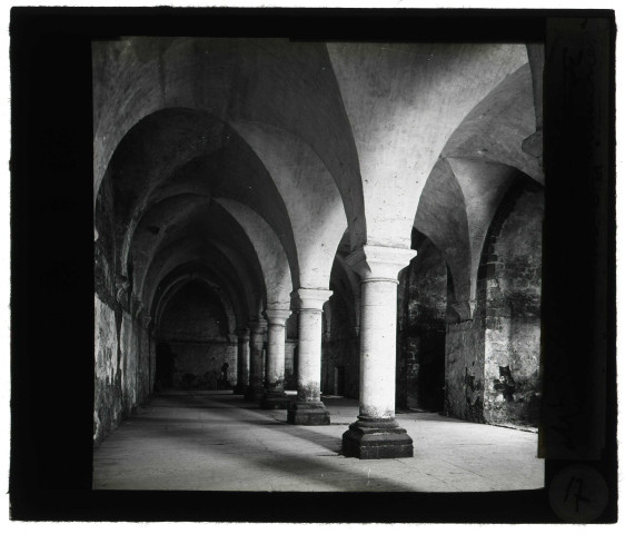 Abbaye du Mont-Saint-Michel (Manche), l'aumônerie.