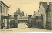 Mesnil-sur-l'Estrée (Le). Entrée des Etablissement Firmin Didot.