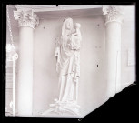Statue de Vierge à l'enfant de l'église de Magny-en-Vexin (Val-d'Oise).