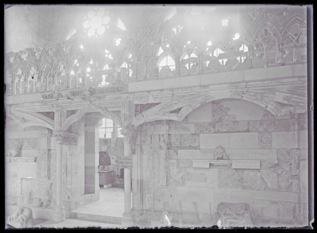 Élévation postérieure du jubé de la cathédrale Notre-Dame de Noyon (Oise).
