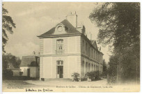 Saint-Aubin-sur-Gaillon. Château de Couvicourt, vu de côté.