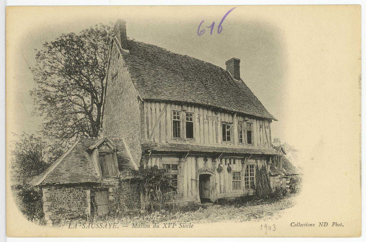 Saussaye (La). Maison du XVIe siècle.