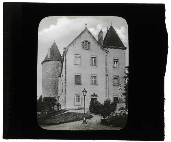Maison des Chapelains à Paray-le-Monial (Saône-et-Loire).