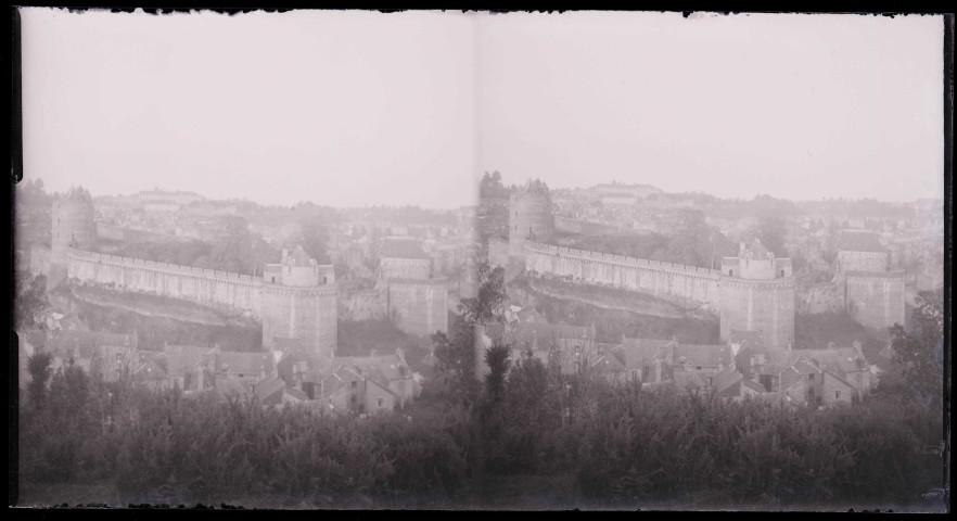 Remparts de Fougères (Ille-et-Vilaine).