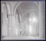 Nef et choeur de l'église de l'ancienne abbaye royale de Fontevrault à Fontevraud-l'Abbaye (Maine-et-Loire).