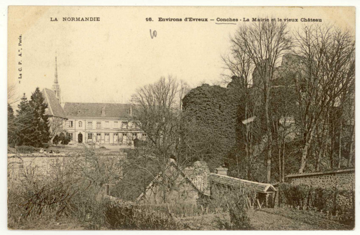 Conches-en-Ouche. La Mairie et le vieux Château.