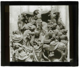 Église Saint-Taurin d'Évreux (Eure), bas-relief "La Crucifixion".