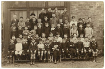Louviers-Ville. Patronage Saint Pierre 1923.