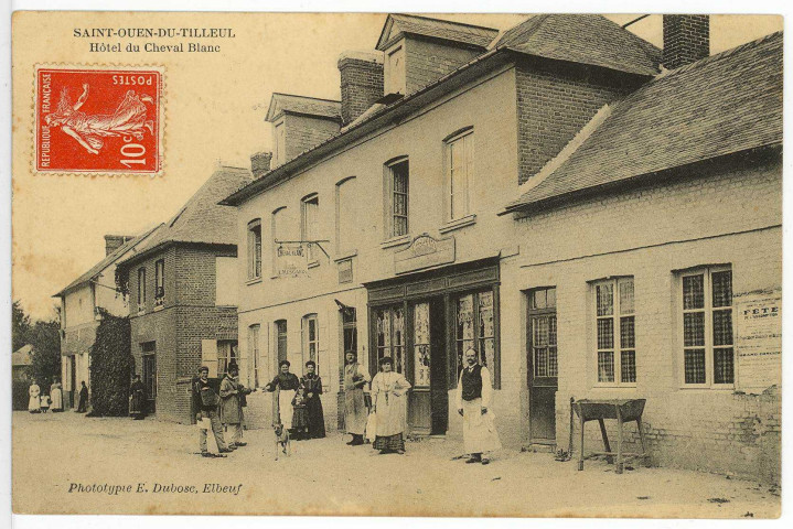 Saint-Ouen-du-Tilleul. Hôtel du Cheval Blanc.