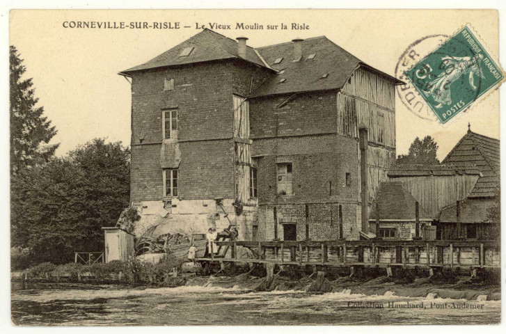 Corneville-sur-Risle. Le Vieux Moulins sur la Risle.