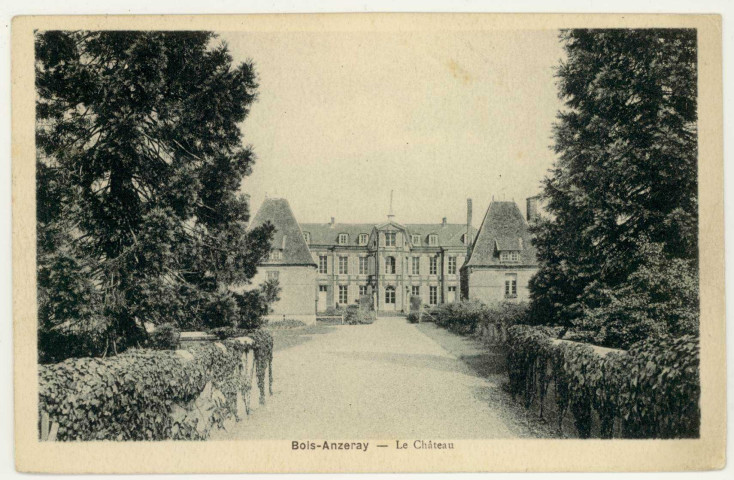 Bois-Anzeray. Le Château.