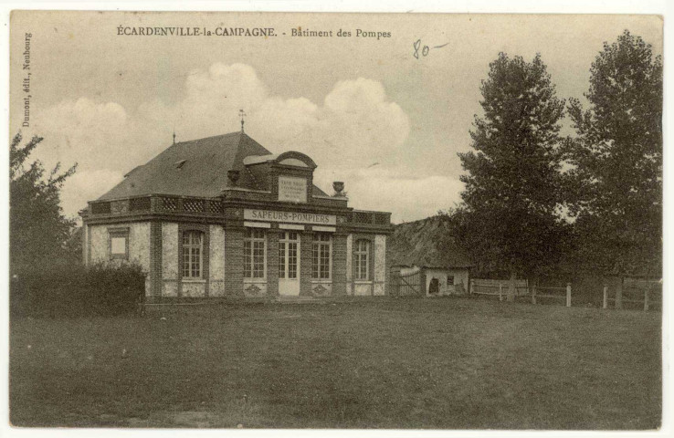 Ecardenville-la-Campagne. Bâtiment des Pompes.