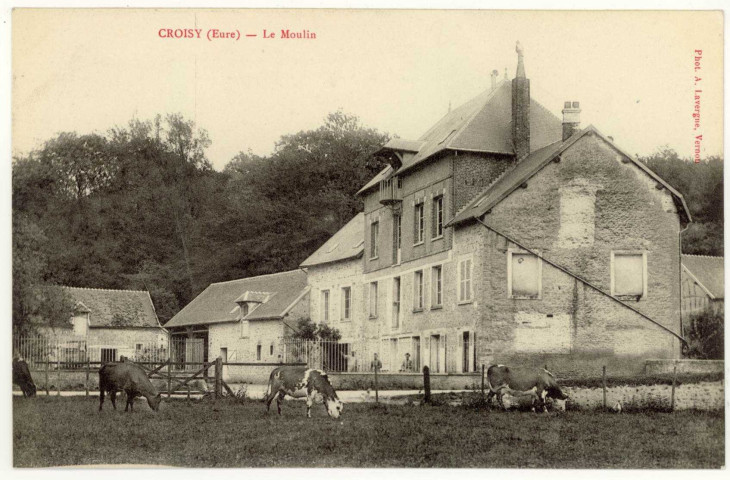 Croisy-sur-Eure. Le Moulin.