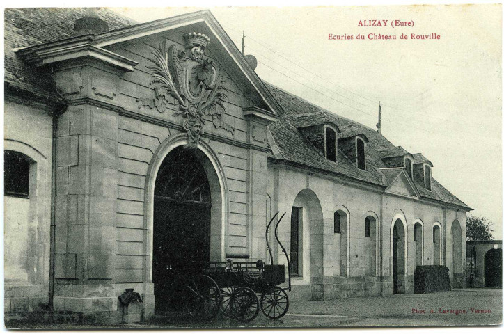 Alizay. Ecuries du Château de Rouville.