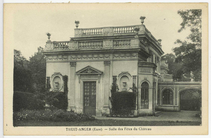 Thuit-Anger (Le). Salle des Fêtes du Château.