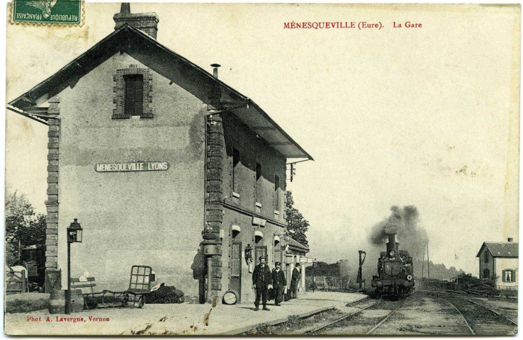 Ménesqueville. La Gare.