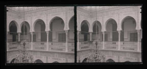Cour intérieure du palais épiscopal d'Alger (Algérie).